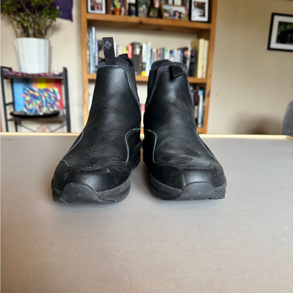 Columbia Women’s Black Slip-On Chelsea Winter Boots - Picture 4 of 6
